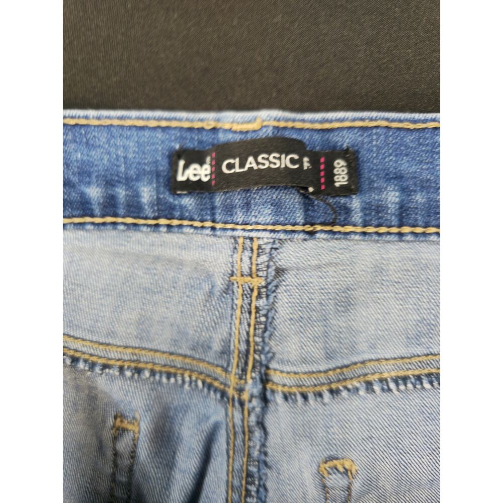 Lee Classic Fit Women's Blue Straight Leg Jeans Size 18 Medium Wash Stretch - Picture 8 of 10